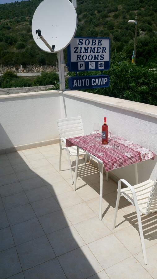 Guesthouse Budima Banići Extérieur photo