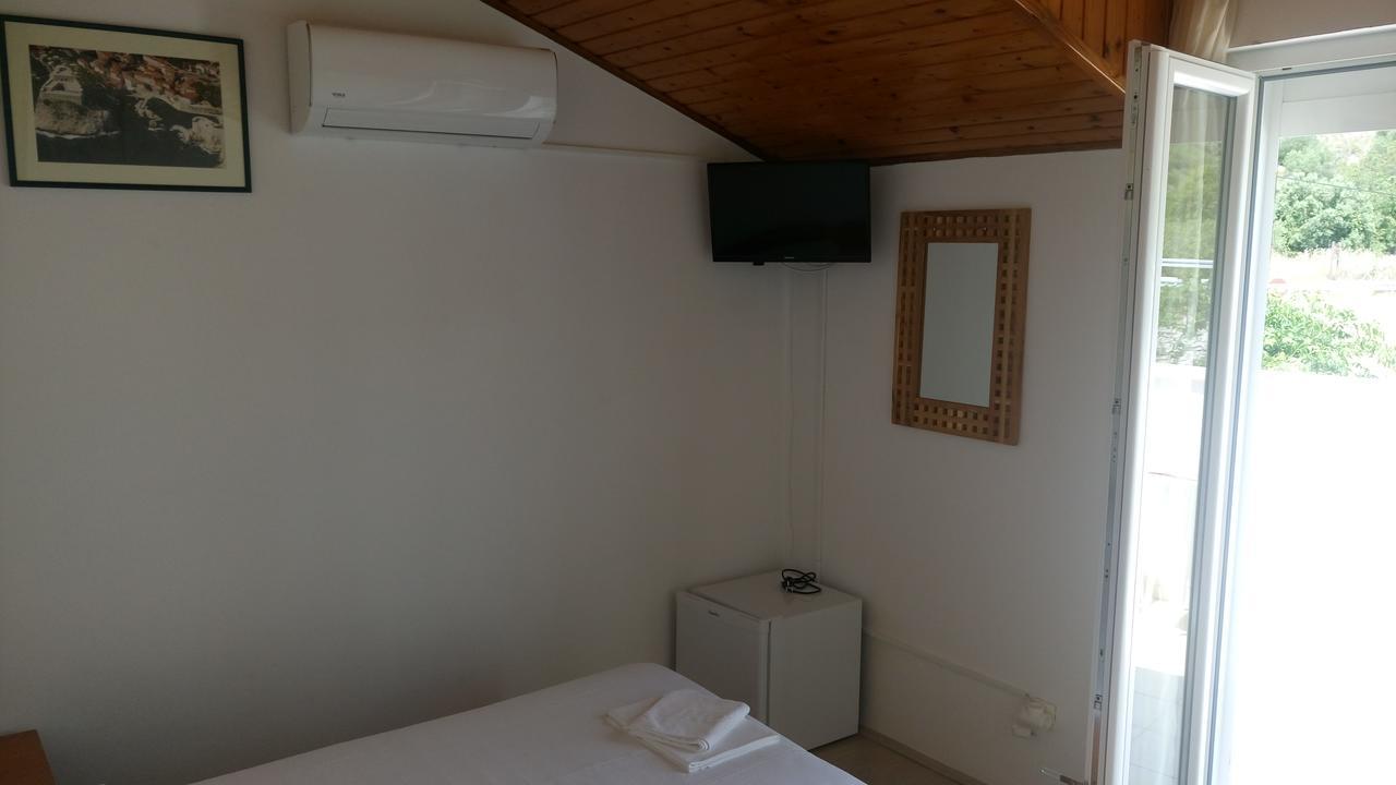 Guesthouse Budima Banići Extérieur photo